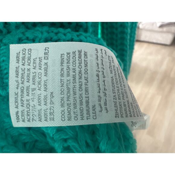 Edikted sweat XS-S over sized Miami Dolphins teal green Christmas holiday NEW - Picture 7 of 9